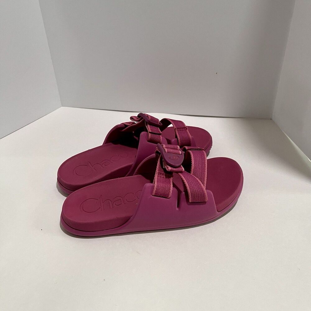 Chaco Girls Size 4Slip on Pink Adjustable Strap Slides